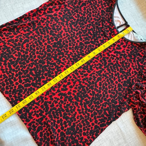 Cleo Petites Red & Black Animal Print Top XL w/ Faux Leather Trim Long Sleeve - Picture 10 of 13